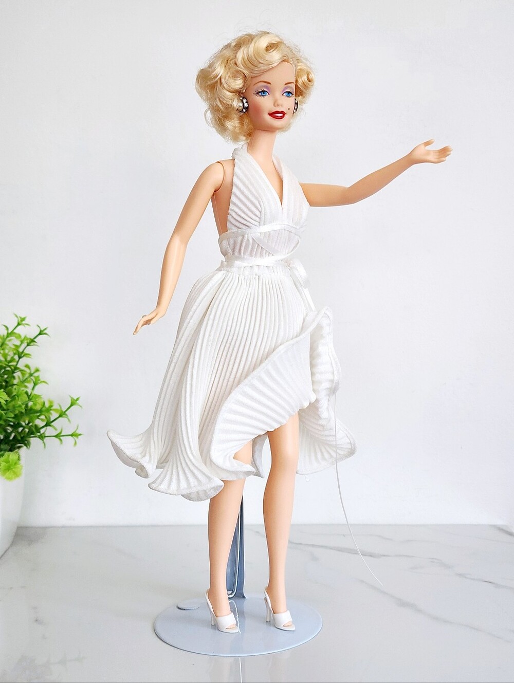Vintage Marilyn Monroe Barbie Collectibles Doll Dress The Seven Year Itch 1966